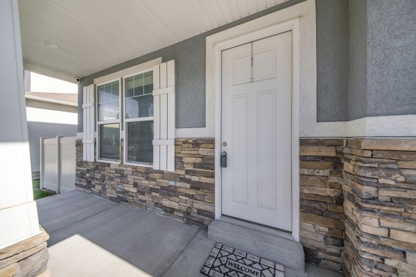 Thin Stone Veneer Installation in Brentwood