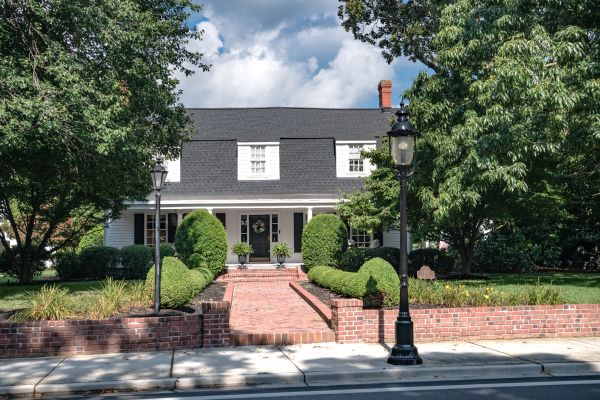Brick Landscaping Service in Brentwood