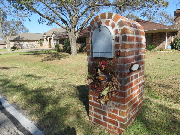 Mailbox Brick Restoration